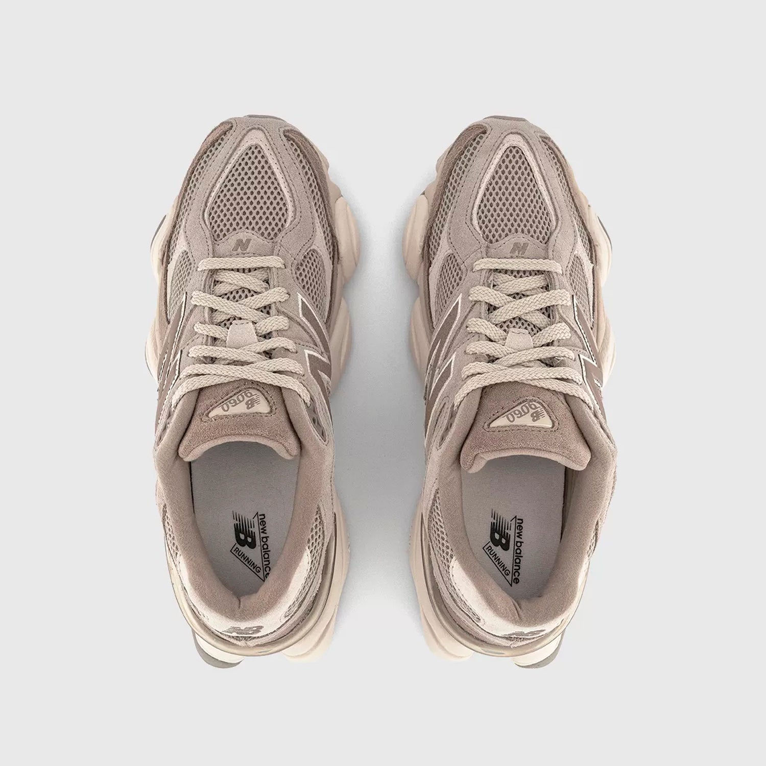 New Balance 9060 – Chunky Retro-Futuristic Sneakers (Unisex)